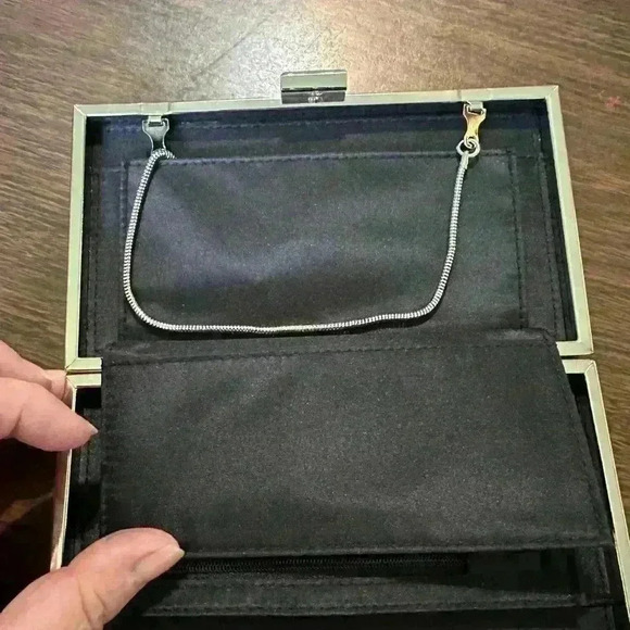 New Clutch Wallet With Chain. Black Patent Leather. Snap Closure. - Picture 5 of 8